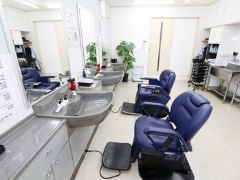 カットサロン うちだの写真/子どもから大人まで年齢とわず通っていただける清潔感と安心感を大切にしているサロン！