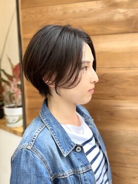 ペウル(PEWL) 前髪長めの柔らか小顔ショートボブ