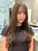 アトロ(Atoro)&nbsp;抜け感たっぷりロングレイヤー×まろっとブラウンベージュ
