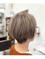 ティーシースペース 元住吉店(T.C.SPACE)&nbsp;大人ショート×白髪ぼかしカラー