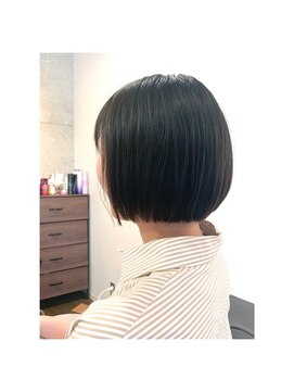 パインズループ(PINES LOOP) ボブ