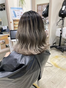 ケーアールツーエス なかもず店(KR2S) バレイヤージュ