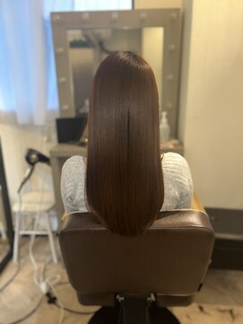 アールサロン アオヤマ(Rr SALON AOYAMA) まとまるロング
