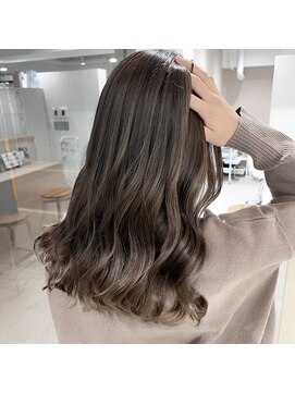 ウィリーベル 沖縄(WILLIE BELLE) ベージュブラウン