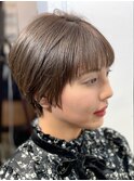 大人可愛い小顔レイヤーショートボブブルーグレージュ