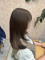 ブローチェラウカ(Broche lauka)&nbsp;レイヤーカット×オリーブベージュ