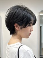 メルバイグラフ 梅田(mel by GRAFF) 小顔に見えるショートヘア