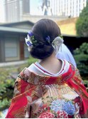ブルーがポイント艶シニヨン