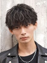 フィフス 大分(fifth)&nbsp;大分ツイストスパイラルパーマメンズ刈り上げカットハイライト