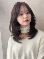 ミレバイジェニー (mirae by geny)&nbsp;ミディアムレイヤーカット　グレージュs