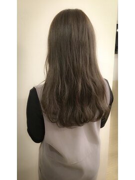 カフネ(CAFUNE) スモーキーアッシュ