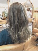 ハイライトONミルクティーベージュカラー
