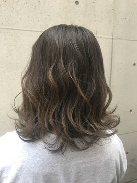 ルシエ(LUCIE) ウェーブミディ　ナチュラルオレンジ