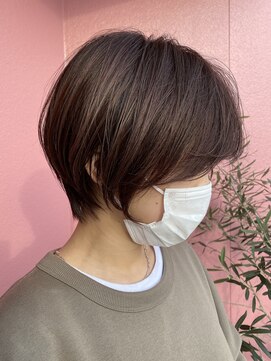 ケーオーエスピンク(K O S pink) ショート×くすみベージュ