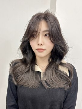 ピープスアンドスー 表参道 渋谷(Peeps&Suu.) 赤み消しグレージュ/大人レイヤー/ぐびれ巻き/ヘアアレンジ