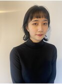 オン眉ショート切りっぱなしボブ