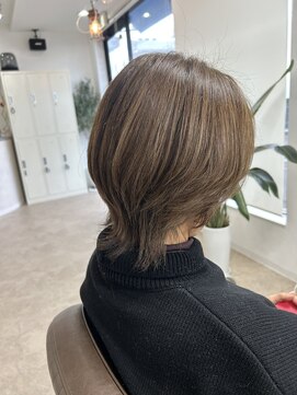 ラヴィリス バイ レム(Raviliss by rem) 白髪ぼかし/ハイライト