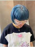 刈り上げ女子　個性的ヘア　刈り上げ　ワイドバング　フルバング