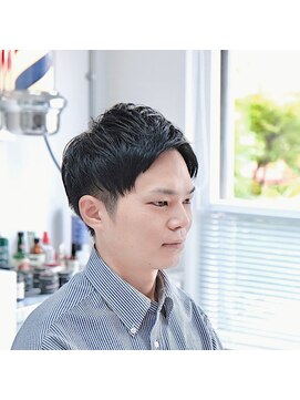 ブランクバーバーショップ(BLANK BARBERSHOP) ナチュラルツーブロックショート【西宮 夙川 苦楽園】