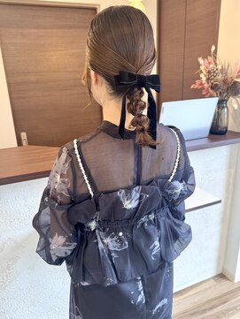 ハノン(Hanon) ぽこぽこ編みおろしアレンジ/お呼ばれヘア