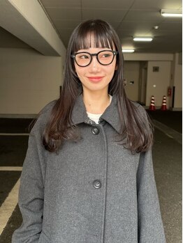 ムジーク(Musiiik)の写真/一人ひとりに合わせた薬剤でダメージレスに縮毛矯正。ナチュラルで柔らかい手触りのストレートが実現◎