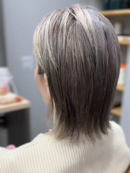 リリー(LILY)の写真/職場・学校でもOK！日常に溶け込むダブルカラー・ハイライト♪好印象スタイルを叶えます☆