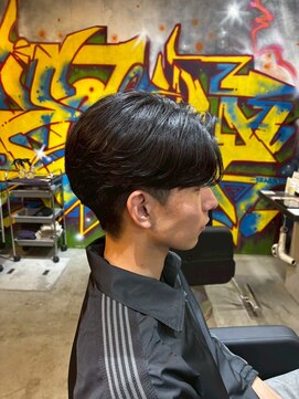 カーニー 北千住(kearny) メンズカットパーマ/ニュアンスパーマ/フェザーパーマ[北千住]