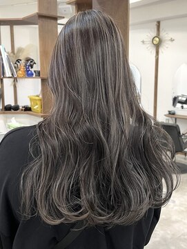 ラック 表参道(LUCK) コントラストハイライト/デザインカラー/グレージュ/20代