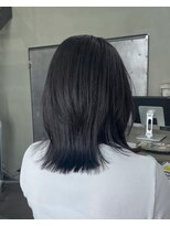 シアン(cyan) ハッシュカット×透明感カラー