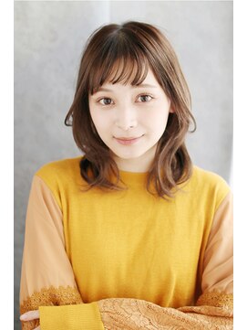 ラピス 新宿店(Lapis) 《30代～大人透明感》白髪ぼかしハイライト＋艶カラー[新宿]