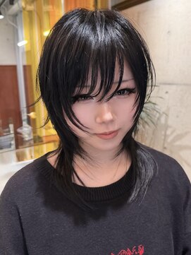 イリス 名古屋 名駅(Iris) ウルフカット