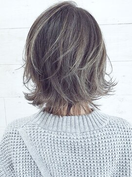 ムウ 難波(MOU) ハッシュカットフルバング似合わせカットレッドブラウン30代40代