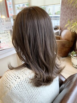 クレン 真嘉比店(Cre'ne) ふんわりベージュ