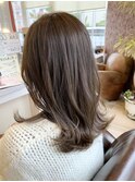 ふんわりベージュ