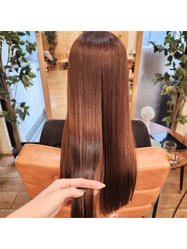 エルムトウキョウ(ELM Tokyo) 髪質改善トリートメントでツヤツヤ美髪に☆