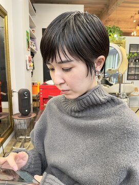 ヌード(NUDE) NUDE斜めバング コンパクトショート 眉上バング ベリーショート