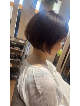 フランジェッタヘアー(Frangetta hair) ショート