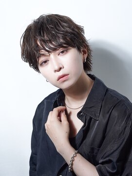 アルファ 新宿(alpha) サーフカール/ 刈り上げセンターパート/ブルーブラック[新宿駅]