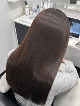 ピリオド 赤坂(Period.) ロングヘアーチョコレートカラー髪質改善 赤坂見附