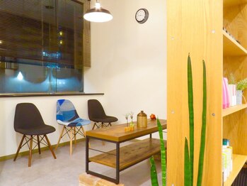 ヘアーネオフィール 元町店(hair produce NAO FIIL)の写真/【元町駅/徒歩3分】沢山のお客様から多くの支持を集めるサロン☆女性は勿論男性からも人気のサロンです◎