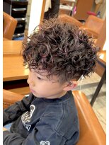 フローレア(Flow rare) プードルパーマ/スペインカール/メンズハイライト【岩本大樹】