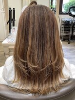 アルターリール(aL ter Rire) 暗めカラー/デザインカラー/フェイスフレーミング/澤瑞絵