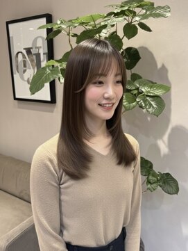 スリー(Three) 【縮毛矯正×韓国風レイヤー×オリーブベージュ】