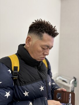 オルヴァ(Orva) アフロツイスト[湘南/藤沢/メンズパーマ]