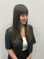 ブラン バイ アールオー(Blan by Ro)&nbsp;大人っぽく軽やかなロングレイヤー
