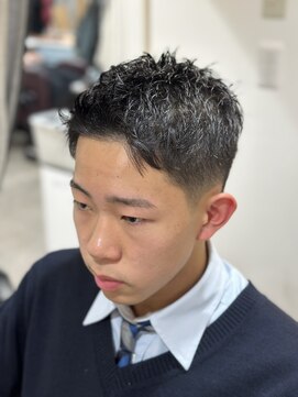 スウェル 船橋店(Swell) リバースセンターパート/ニュアンスパーマ/ダウンバング/船橋