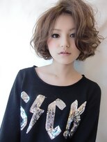 ブーケ(BOUQUET)&nbsp;大人めカールでイメチェン　美白カラーで美しく