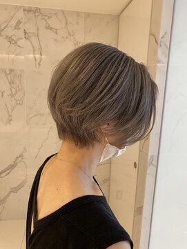 アヴァンスクロス あべのルシアス店(AVANCE.CROSS) ハンサムショート×パールベージュ