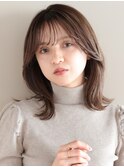20代30代40代大人可愛い 透け感くすみカラー 外はねミディアム