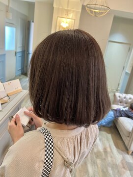 フレーム へアアンドトリートメント 天王寺北口店(FRAME) [FRAME 天王寺北口店] 艶カラーこっくりグレージュ